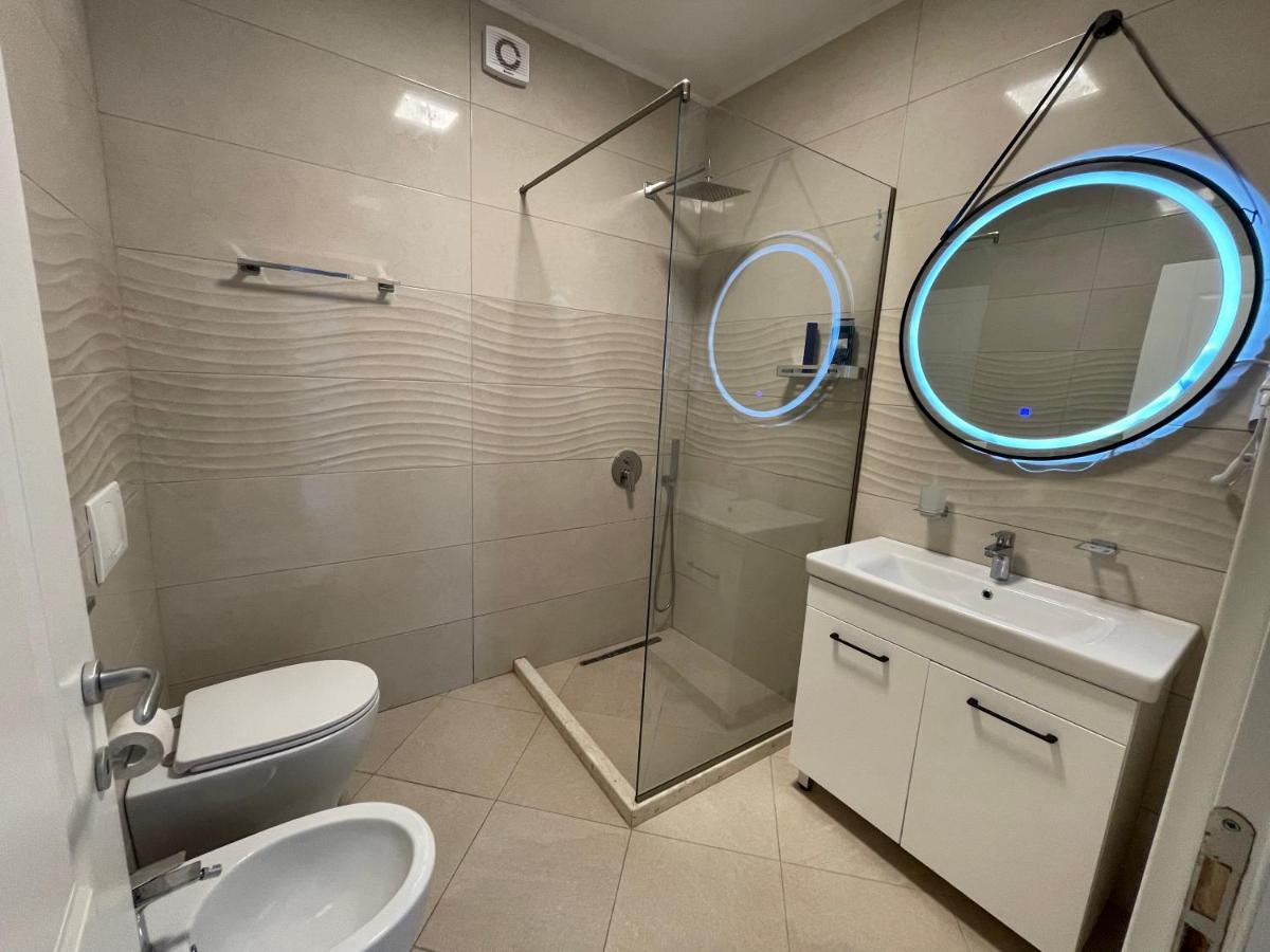 Peak Apartment Modern Durres City Centre #2 Esterno foto